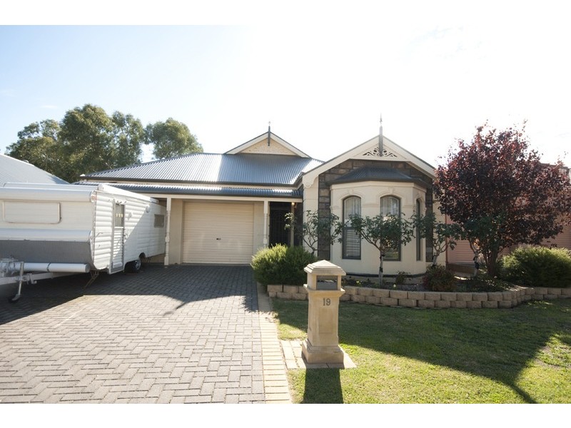 19 Taminga Way, Flagstaff Hill SA 5159