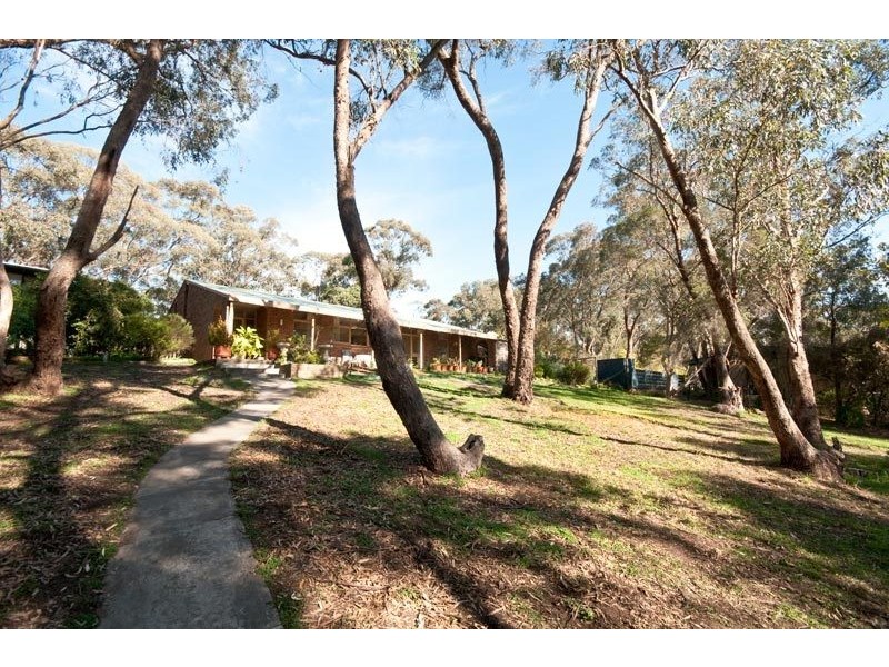 32 Fourth Road, Belair SA 5052