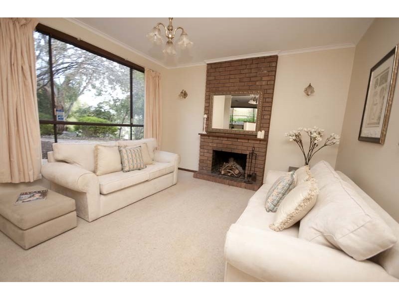 7 Oakdene Crescent, Coromandel Valley SA 5051