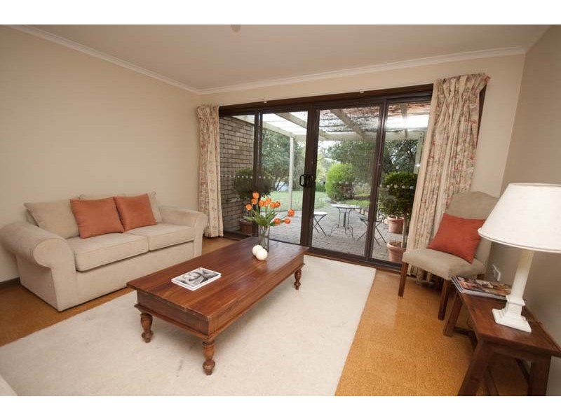 7 Oakdene Crescent, Coromandel Valley SA 5051