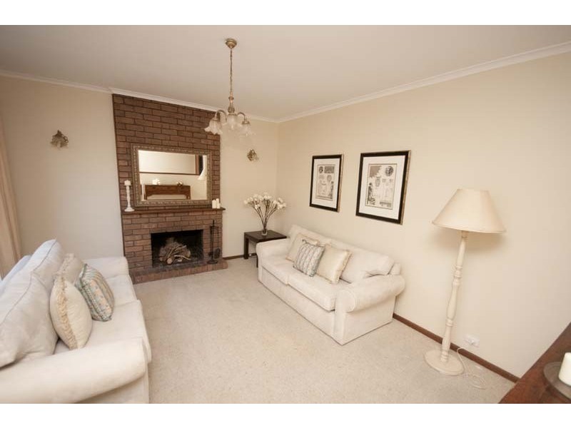 7 Oakdene Crescent, Coromandel Valley SA 5051