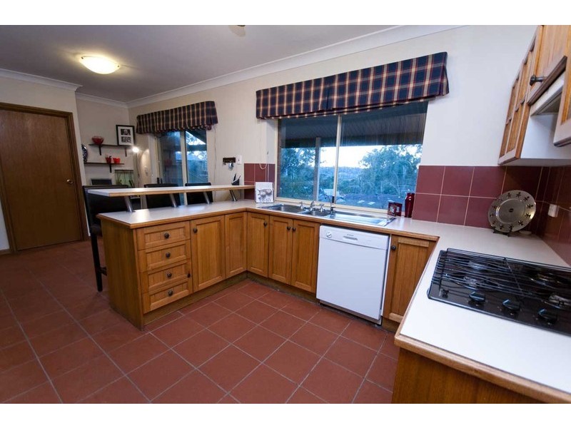 15 Shannon Crescent, Coromandel Valley SA 5051