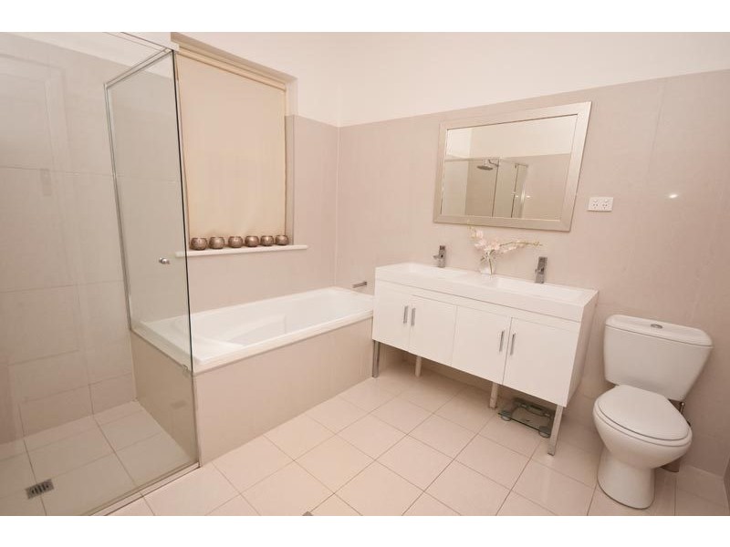 38 Penno (North) Parade, Belair SA 5052