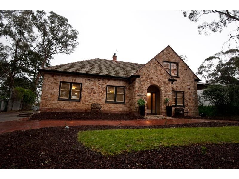 38 Penno (North) Parade, Belair SA 5052