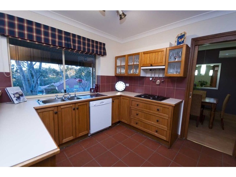 15 Shannon Street, Coromandel Valley SA 5051