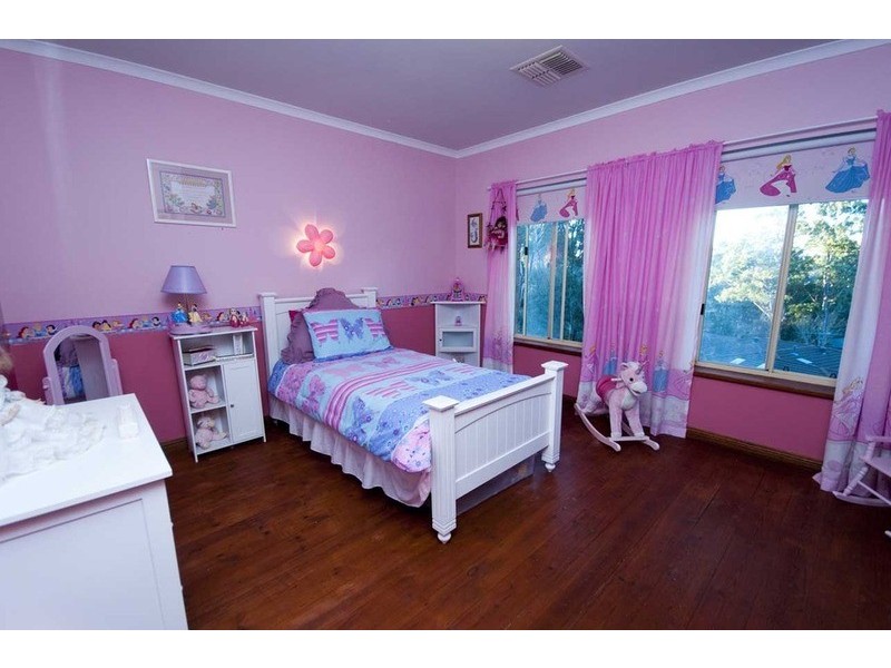 15 Shannon Street, Coromandel Valley SA 5051