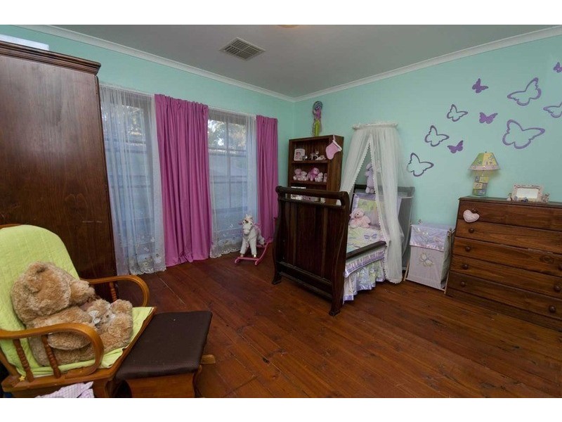 15 Shannon Street, Coromandel Valley SA 5051