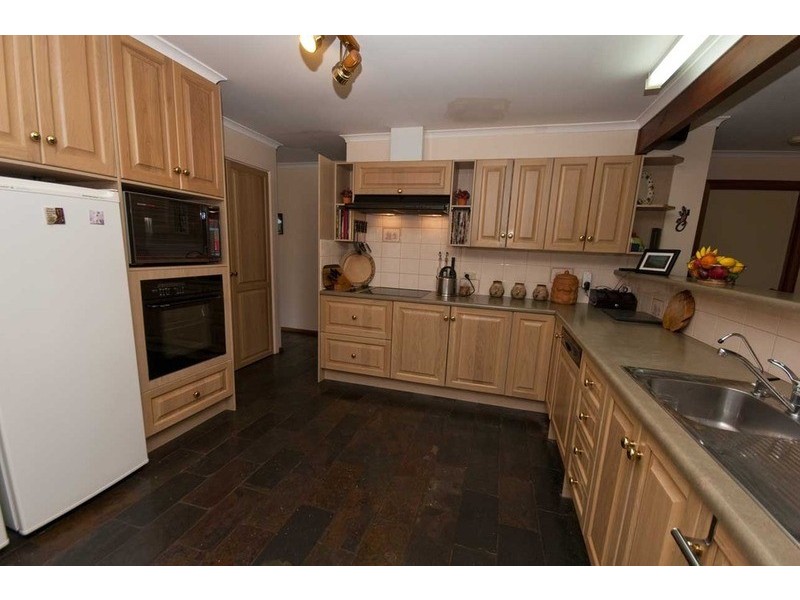 20 Fairbrother Drive, Happy Valley SA 5159