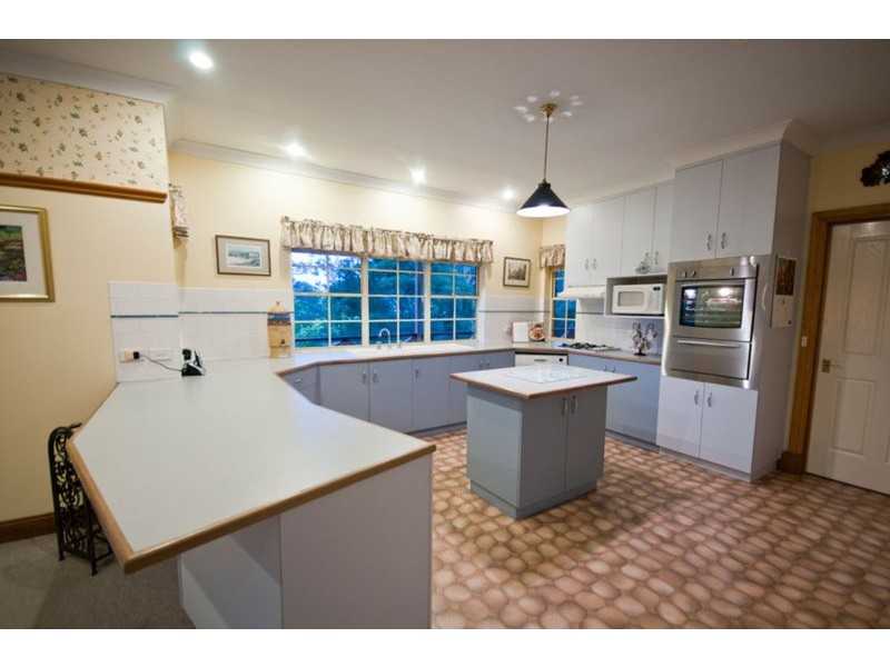 2 Sun Valley Drive, Glenalta SA 5052