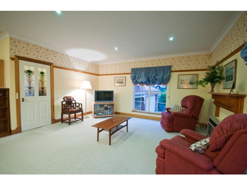 2 Sun Valley Drive, Glenalta SA 5052