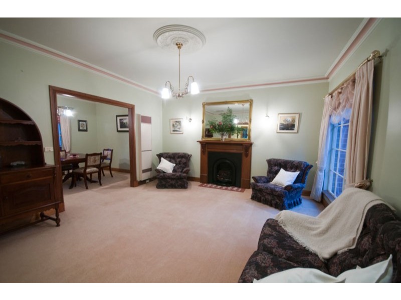 2 Sun Valley Drive, Glenalta SA 5052