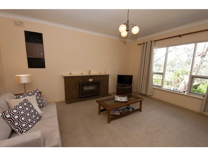 21 Huntingdon Drive, Glenalta SA 5052