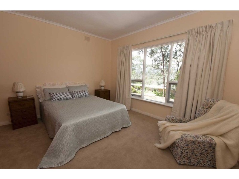 21 Huntingdon Drive, Glenalta SA 5052