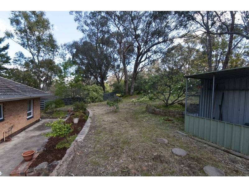 21 Huntingdon Drive, Glenalta SA 5052