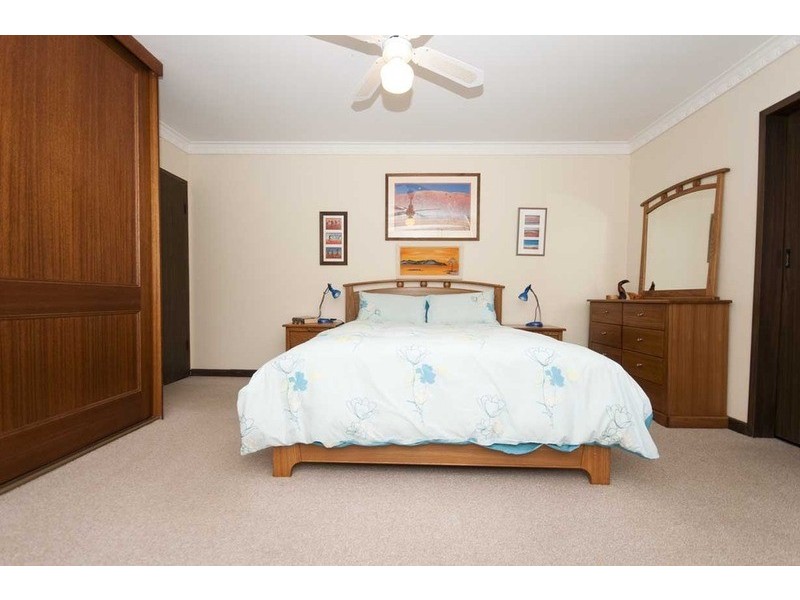 55 The Boulevard, Bellevue Heights SA 5050