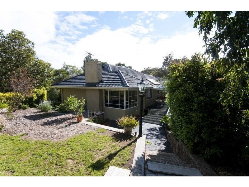 11 Downer Avenue, Belair SA 5052