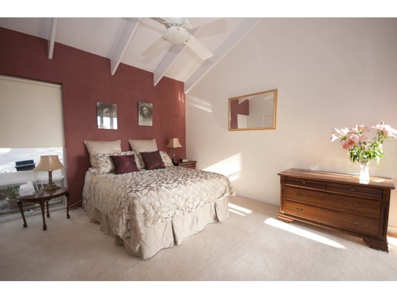 24 Banksia Crescent, Belair SA 5052