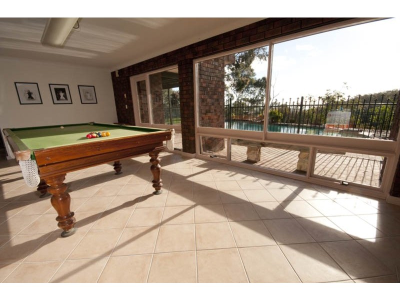 24 Banksia Crescent, Belair SA 5052