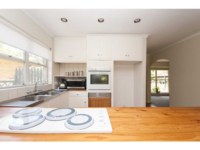 24 Lowan Avenue, Glenalta SA 5052