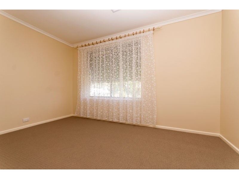 25 Whiteley Drive, Trott Park SA 5158