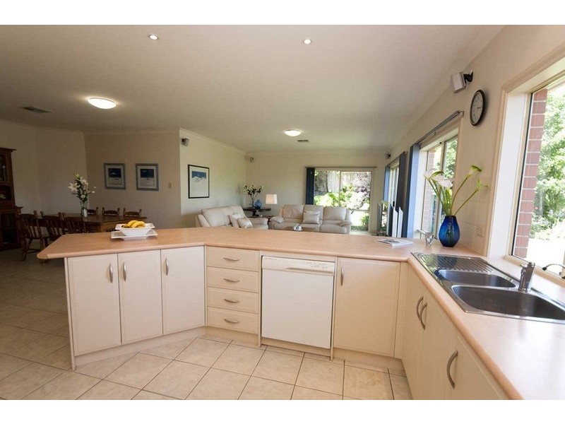 17 Newland Court, Craigburn Farm SA 5051