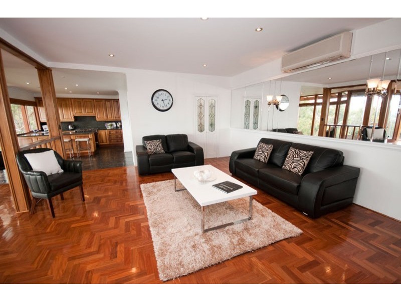 14 Adamson Avenue, Belair SA 5052