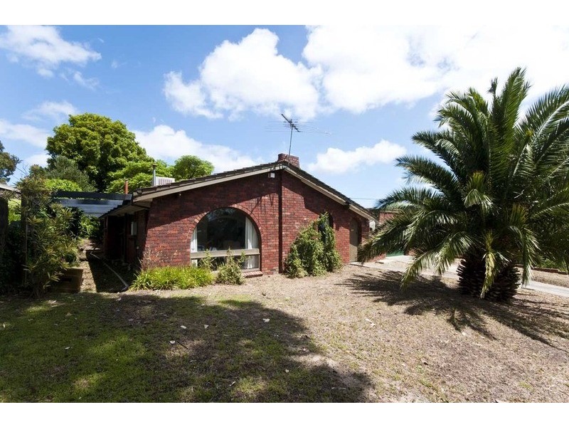 3 Medina Street, Aberfoyle Park SA 5159