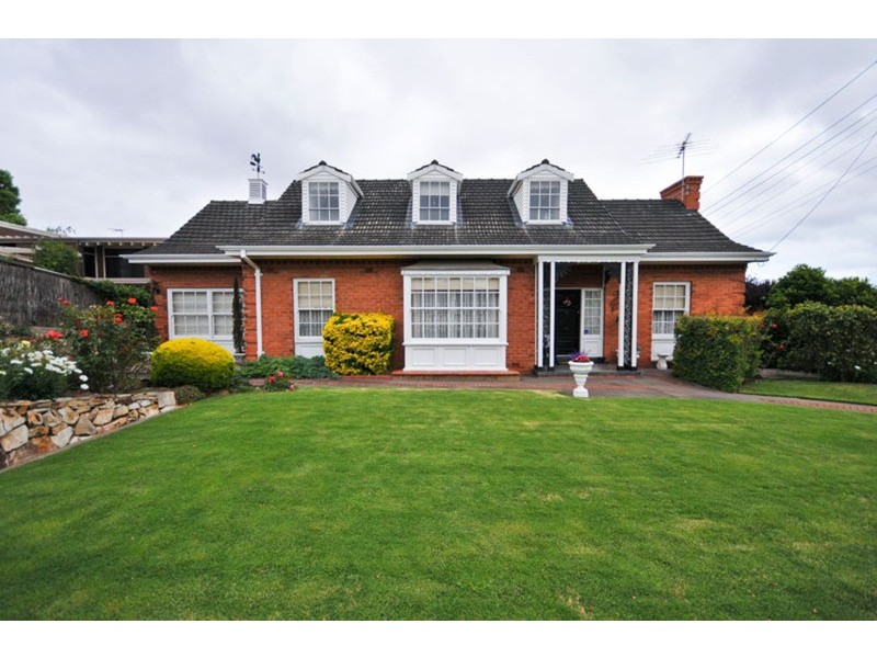 82 Shepherds Hill Road, Bellevue Heights SA 5050