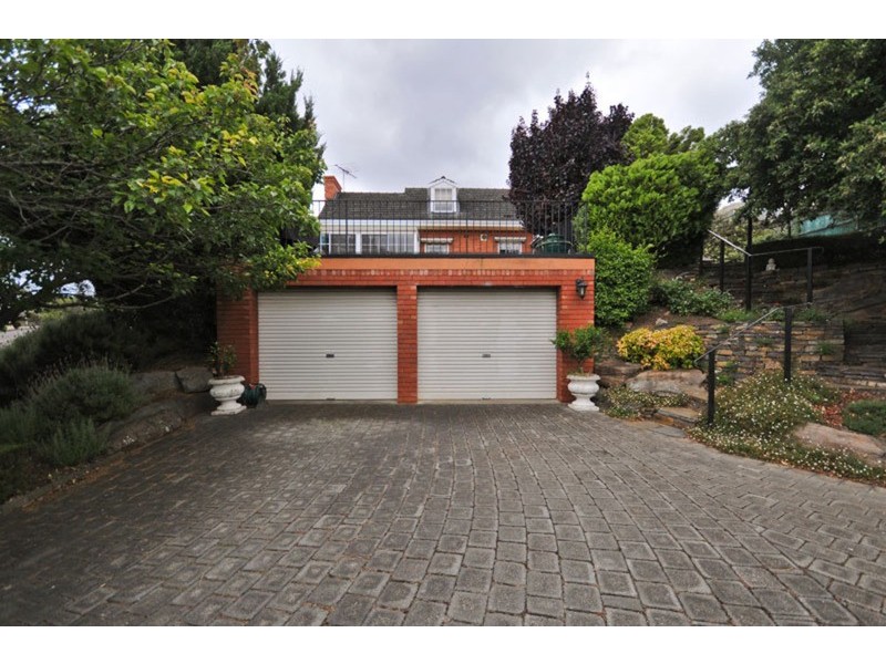 82 Shepherds Hill Road, Bellevue Heights SA 5050