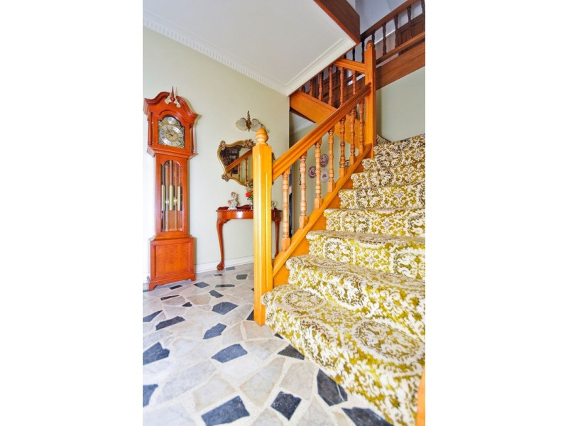 82 Shepherds Hill Road, Bellevue Heights SA 5050