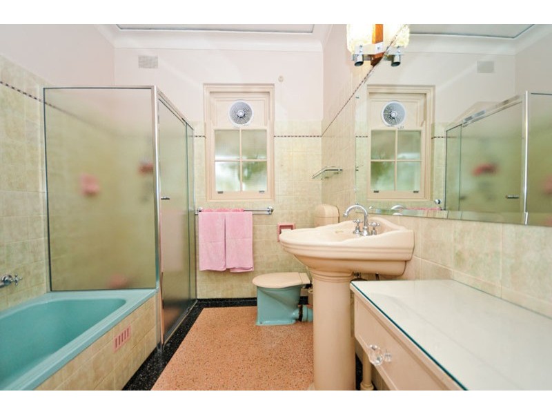 82 Shepherds Hill Road, Bellevue Heights SA 5050