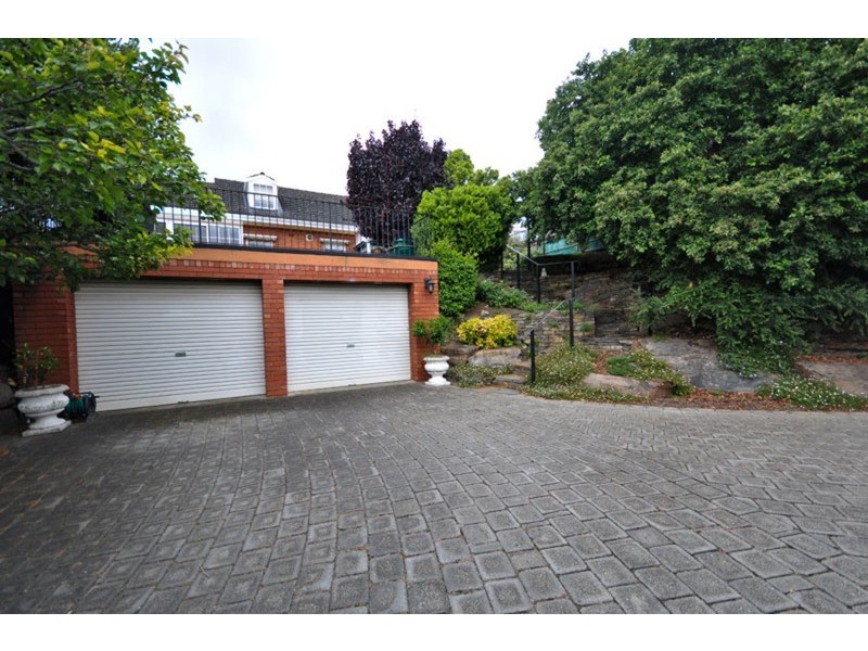 82 Shepherds Hill Road, Bellevue Heights SA 5050