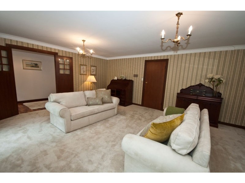 38 Lindsay Terrace, Belair SA 5052