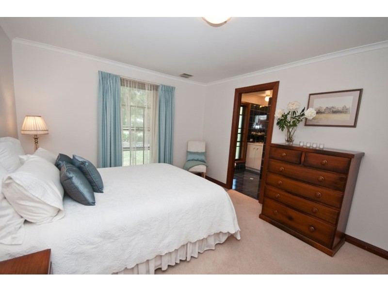 38 Lindsay Terrace, Belair SA 5052