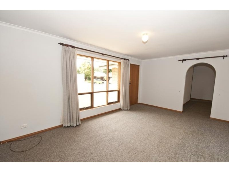 87 Delta Crescent, Aberfoyle Park SA 5159