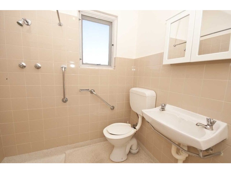 3/11 East Parade, Kingswood SA 5062