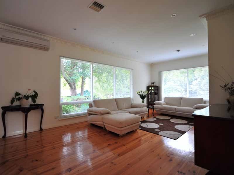 18 Minnow Drive, Glenalta SA 5052
