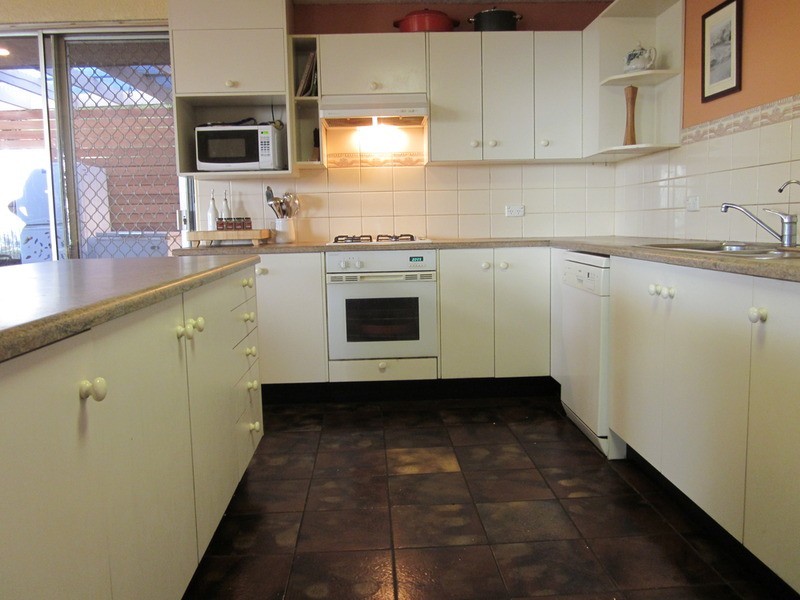 39 Ridgehaven Drive, Bellevue Heights SA 5050