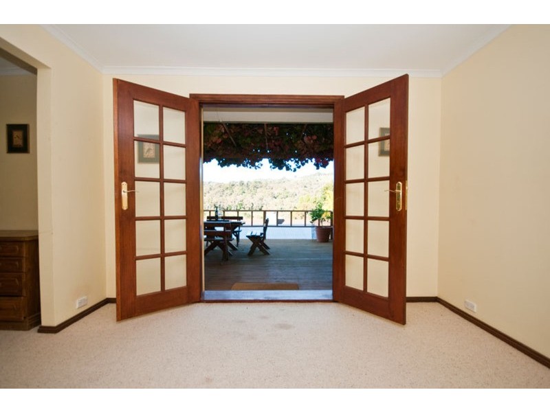 15 Banes Road, Coromandel Valley SA 5051