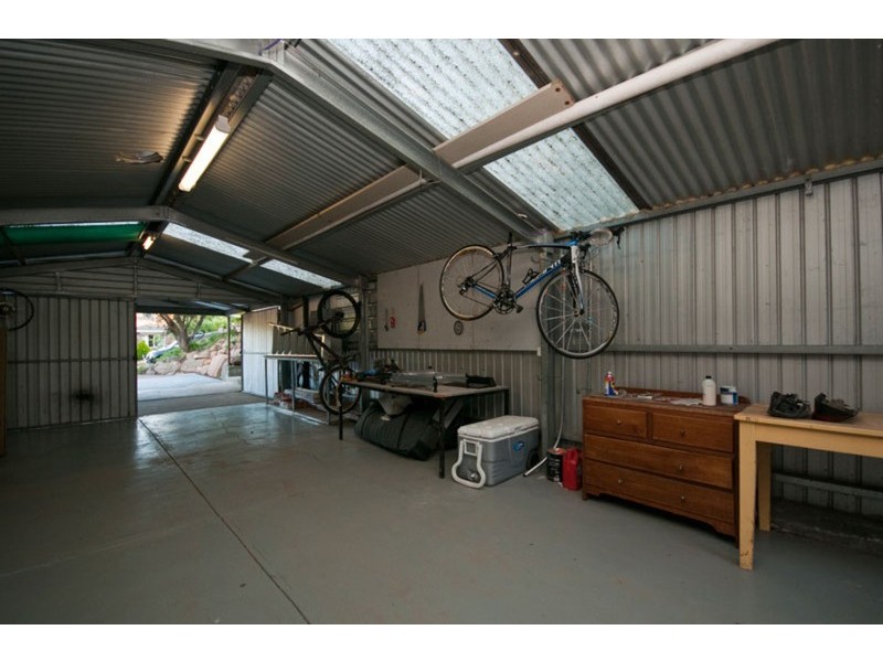 15 Banes Road, Coromandel Valley SA 5051