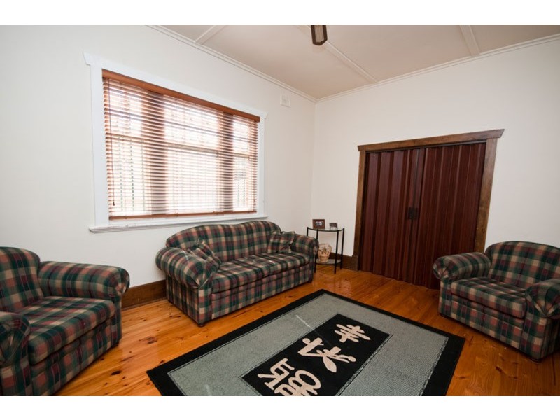 7 Dartmouth Street, Croydon SA 5008