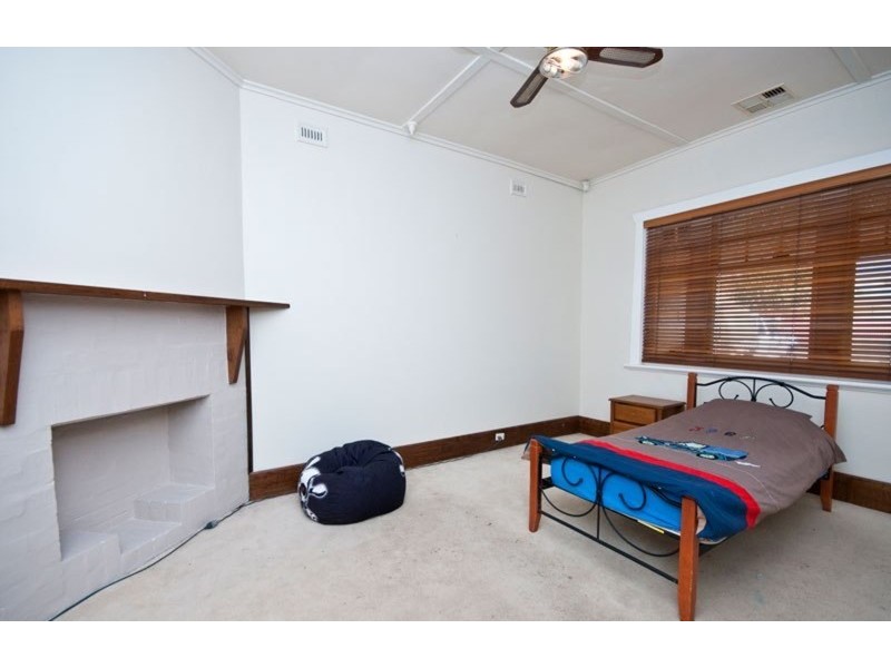 7 Dartmouth Street, Croydon SA 5008