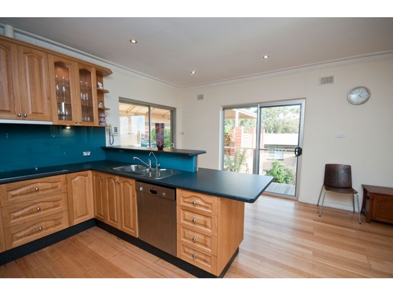 76 Gloucester Avenue, Belair SA 5052