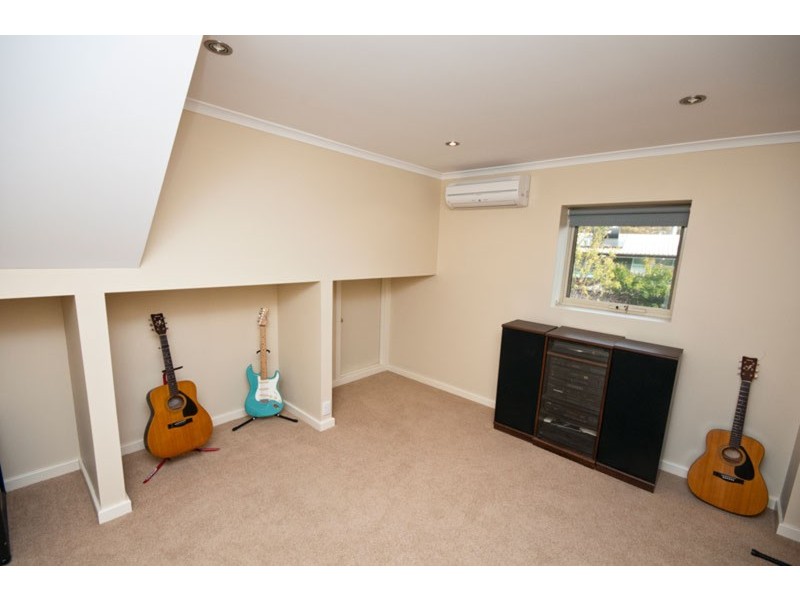 76 Gloucester Avenue, Belair SA 5052