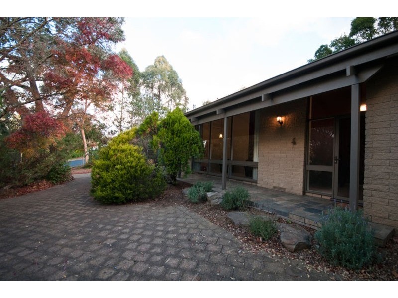 1 Hillridge Drive, Belair SA 5052
