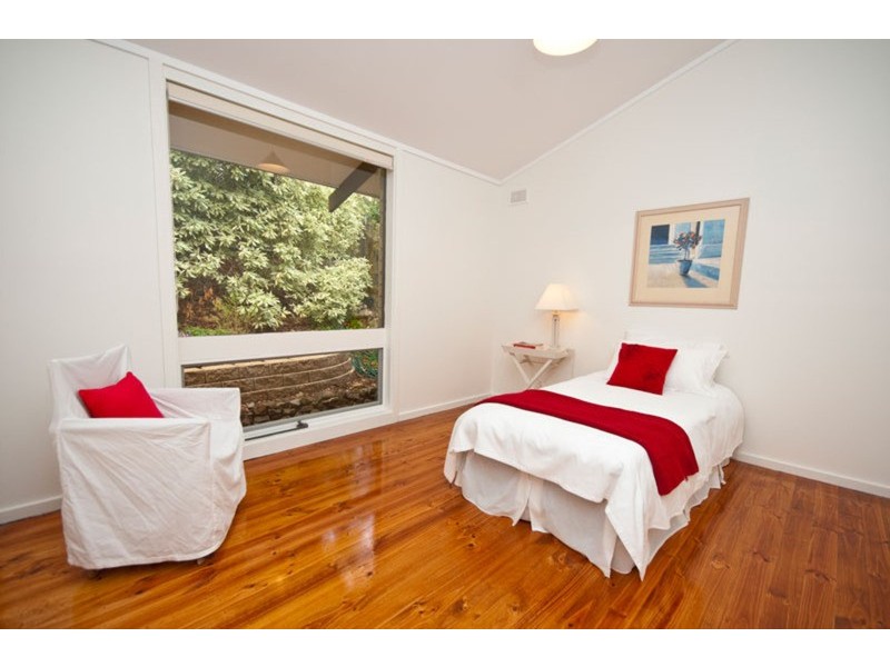 1 Hillridge Drive, Belair SA 5052