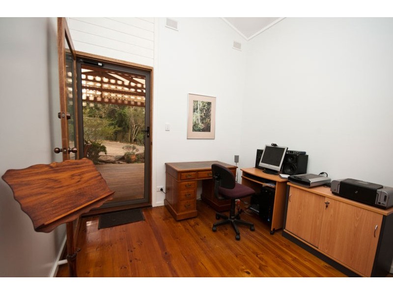 1 Hillridge Drive, Belair SA 5052