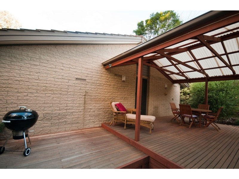 1 Hillridge Drive, Belair SA 5052