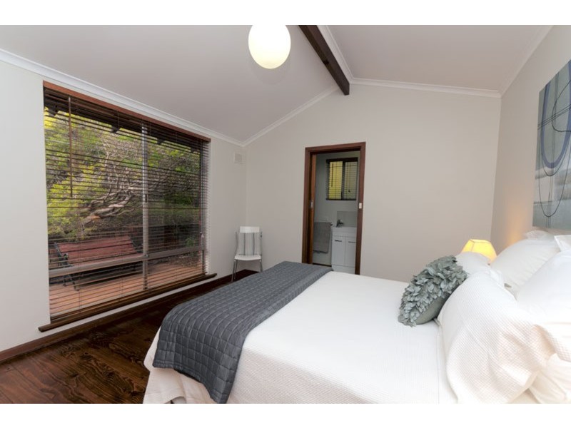 3 Sturtbrae Crescent, Bellevue Heights SA 5050
