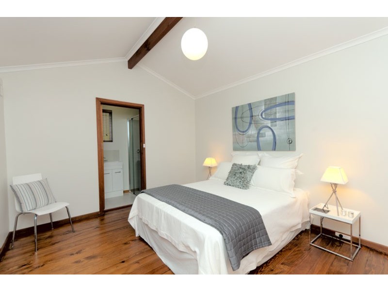 3 Sturtbrae Crescent, Bellevue Heights SA 5050